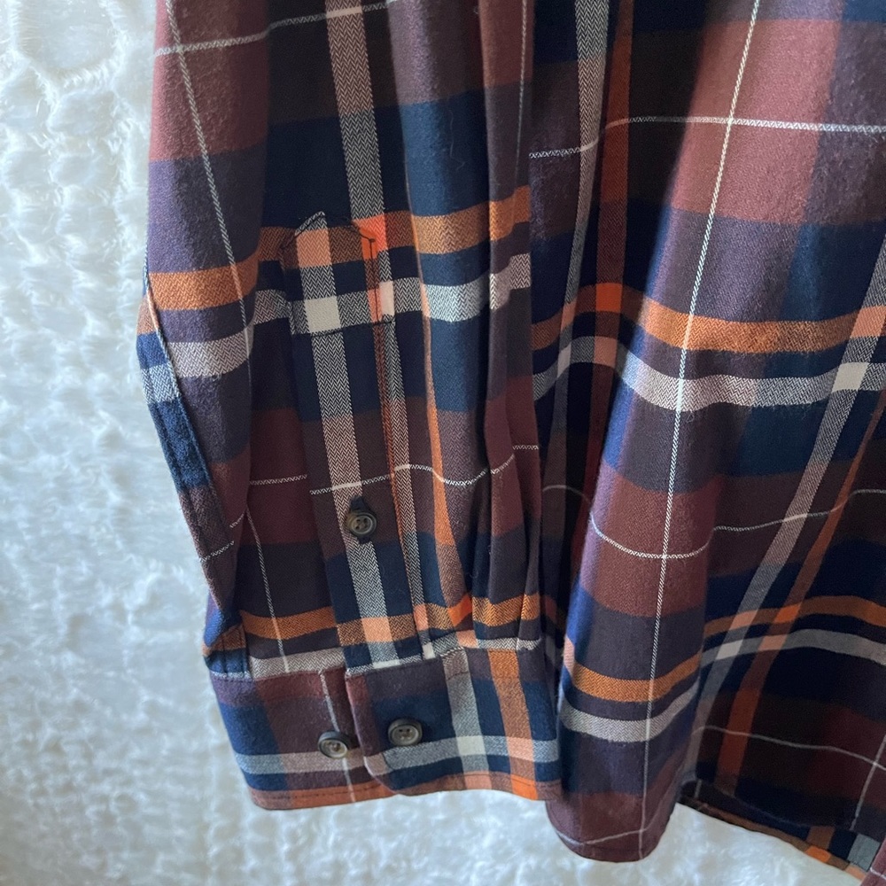 NWT Club Room: Men’s (M) plaid long sleeve shirt autumn colors. - Picture 5 of 16